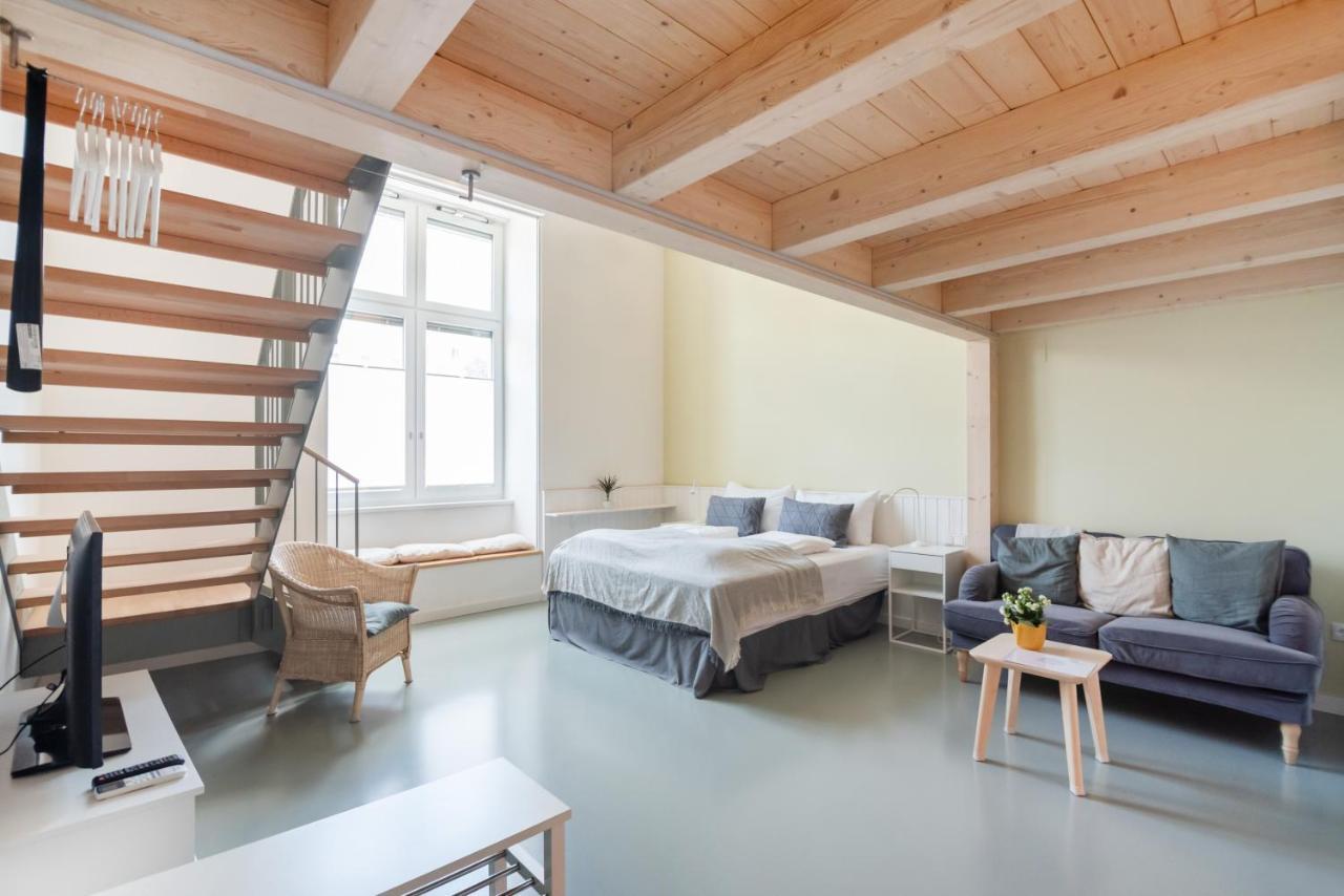 Vorgarten - Central, New And Stylish For Your Comfortable In